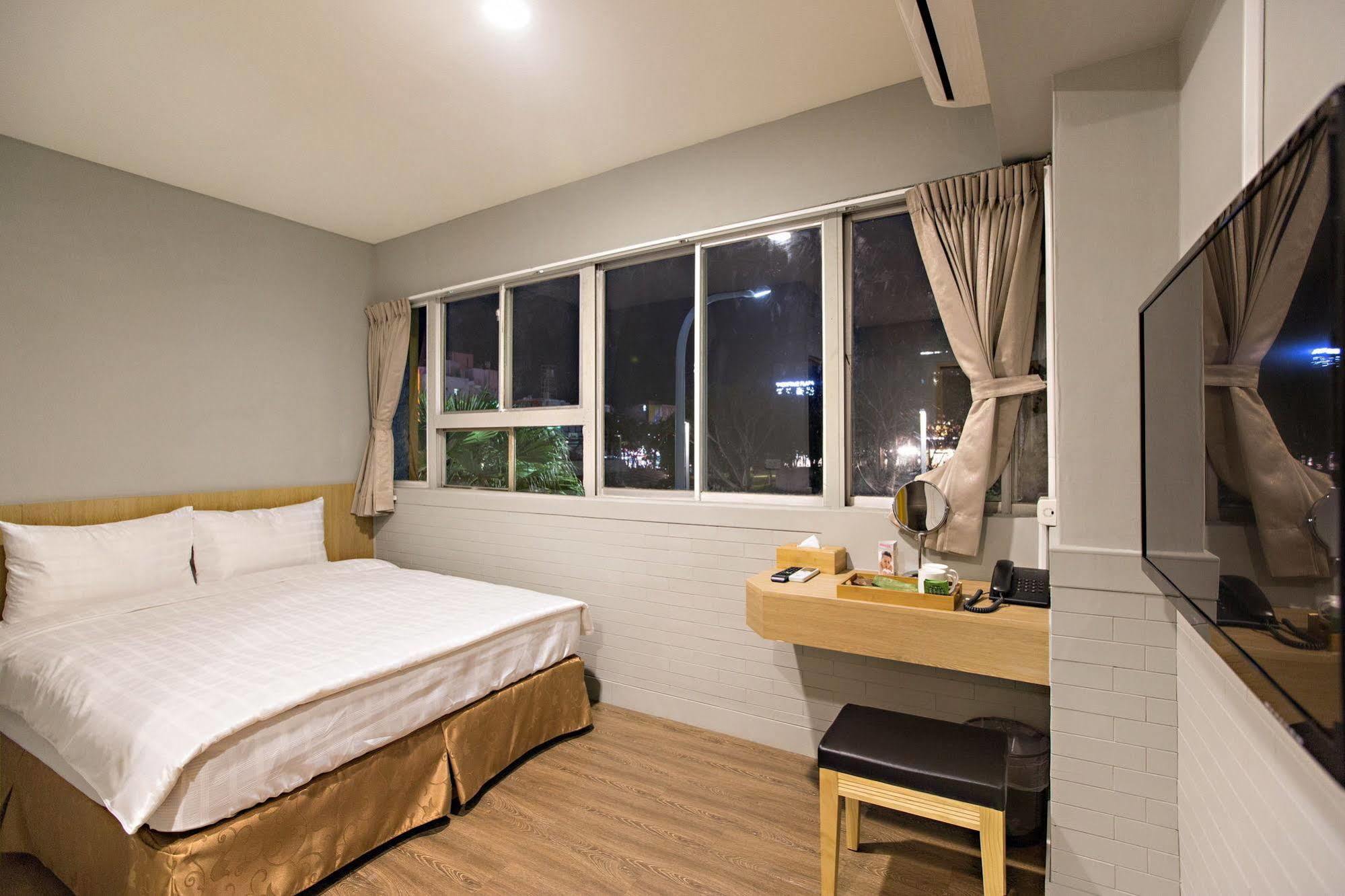 Traveller-Inn Day Moon Hotel Taitung Exterior foto
